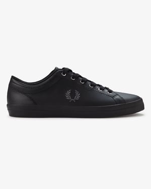 Baseline-Sneaker in Schwarz