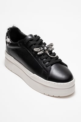 Laren Leather Buckle Turnschuhe Women