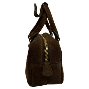 Miu Miu Arcadie gepolsterte Henkeltasche aus braunem Wildleder