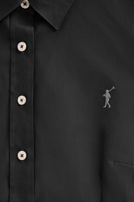 Hemd schwarz im Slim Fit mit Rigby Go-Logo