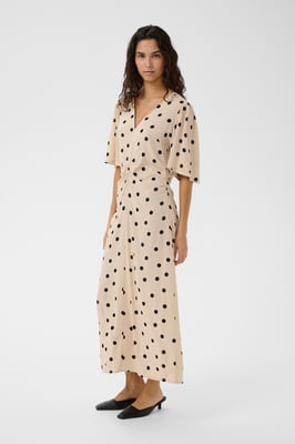 Kleid SLArjana Kleid Feminine Form