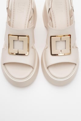 Lucia Leder Schnalle Plateau Sandale