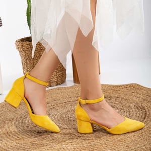 Marcelle Pumps mit niedrigem Blockabsatz