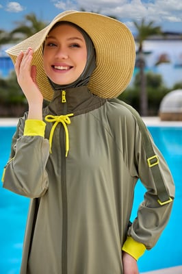 Khakifarbenes Burkini-Set mit vollflächiger Badebekleidung
