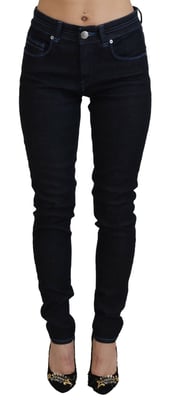 Figurbetonte Dunkelwaschjeans