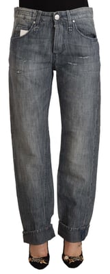 Boyfriend-Jeans mit entspanntem Schnitt und umgeschlagenem Saum