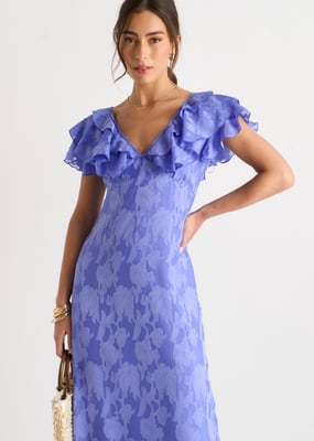 Blaues Maxikleid aus Satin-Jacquard mit Rüschen