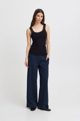 Ärmellose IHZOLA Ärmellose Slim fit