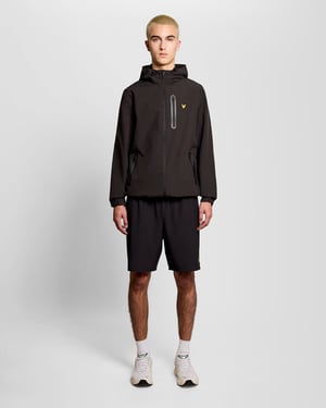 Sportliche wasserabweisende Kapuzenjacke