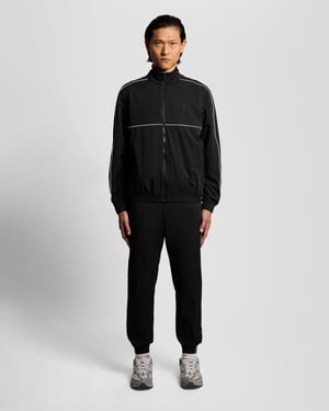 Leichte Trainingsjacke
