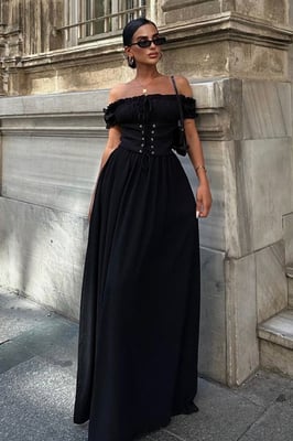 Abend- und Ballkleid