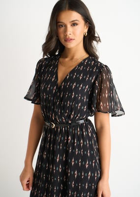 Schwarzes Midikleid aus Seide mit geometrischem Muster