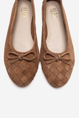 Nopos Leder Cap-Toe Ballerina