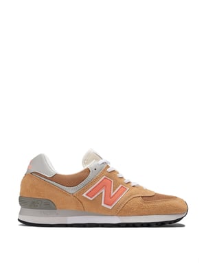 576 Latte Sneakers, hergestellt in Großbritannien