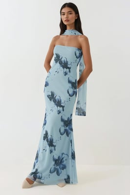 Trägerloses blühendes Bodycon-Maxikleid