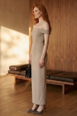 One-Shoulder Bodycon-Maxikleid mit Schlitz