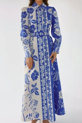 Bedrucktes Maxi-Kleid mit langen Ärmeln und Gürtel