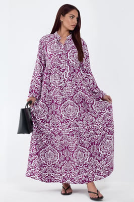 Bequemes gemustertes Maxikleid