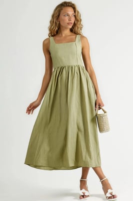 Kombinierbares Midi-Kleid mit quadratischem Kragen