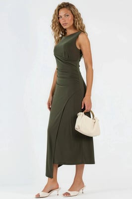 Raffiniertes A-Linien-Midi-Kleid