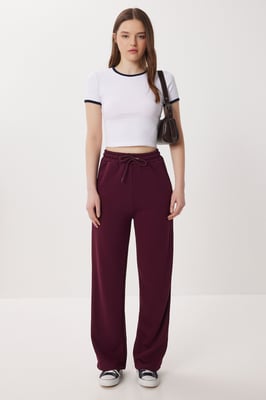 Hosen mit weitem Bein und Kordelzug