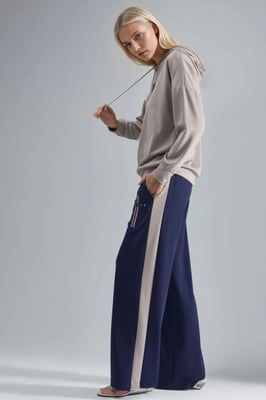 Modal Touch Kapuzen-Sweatshirt & gestreifte Detail-Hosen Set