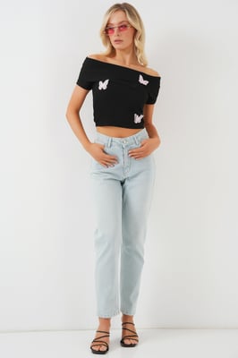 Schmetterlings-Applikation Off-Shoulder Kurzarm Cropped Top
