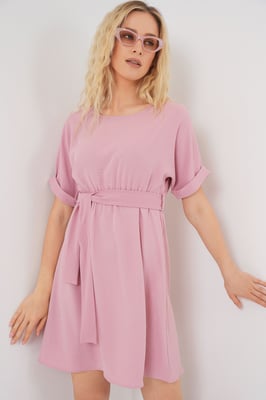 Minikleid mit Schleifenbindeband