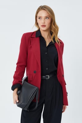 Langärmliger, geknöpfter Blazer