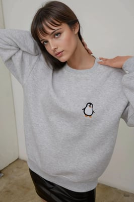 Komfort Sweatshirt mit Tiermuster und gesticktem Rundhalsausschnitt
