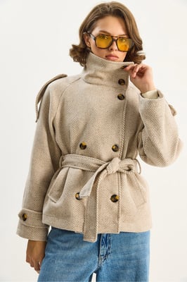 Lässige Passform Knopfverschlussjacke