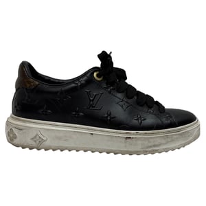 Louis Vuitton Monogram Time Out Sneakers aus schwarzem Leder