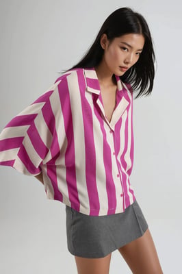 Relaxed Fit Gestreiftes Button-Up Hemd
