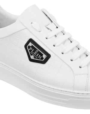 Low-Top Turnschuhe