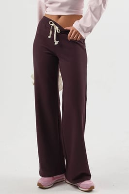 Gerade geschnittene Sweatpants mit Kordelzug