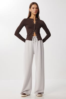 Sweatpants mit weitem Bein und Kordelzugbund