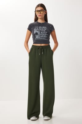 Hosen mit weitem Bein und Kordelzug
