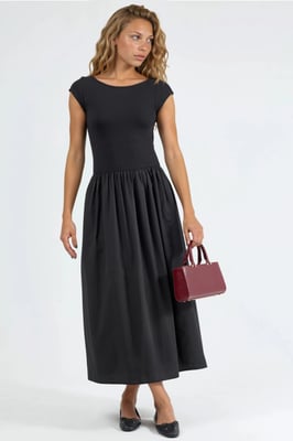 Lässiges Midi-Kleid mit Rundhalsausschnitt