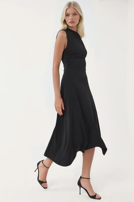 Zugängliche Detaillierte Asymmetrische Midi-Kleid