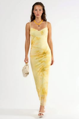Blumiges Körperbetontes Midi-Kleid mit Drapierung