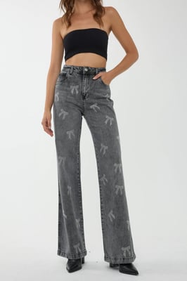 Hoch taillierte gerade Jeans