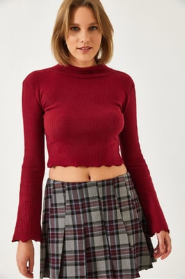 Rippierter Halb-Turtleneck Crop-Bluse