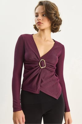Doppelt breasted Bluse mit Accessoire-Detail