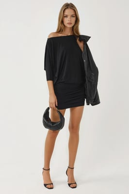 Asymmetrisches Kragenfigurbetontes Minikleid
