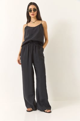 Ärmelloses Top und Weite Hosen Set