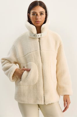 Oversized Plüsch Strick Pufferjacke mit Reißverschluss