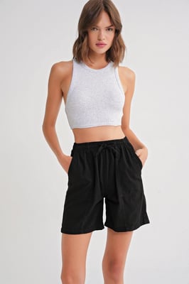 Hoch taillierte Baumwoll-Shorts mit Kordelzug