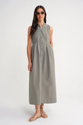 Geknöpfter Tippet-Kragen-Maxi-Kleid