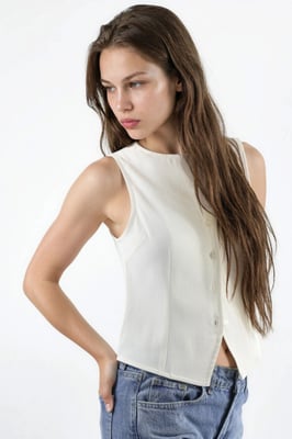 Knopflose ärmellose Bluse