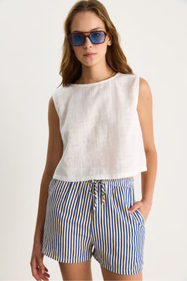 Leinenmischung Kurze Crew-Neck Bluse